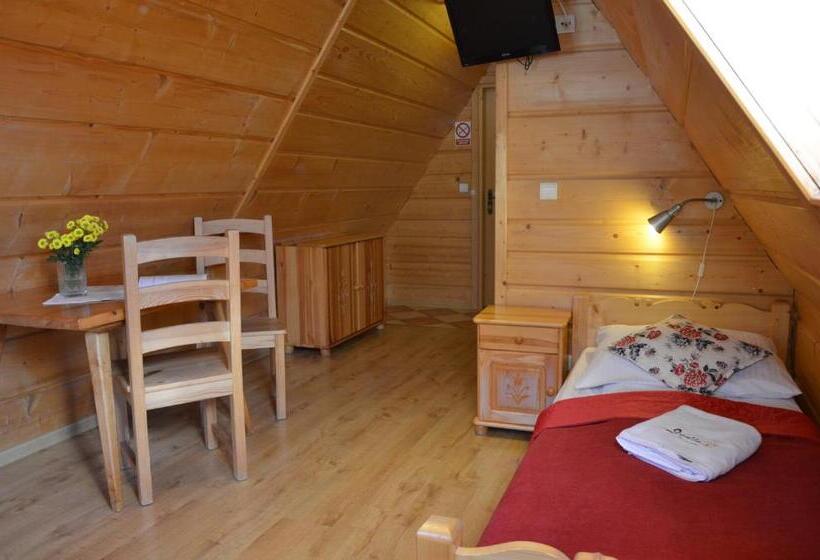 غرفة قياسية ثلاثية, Jedla Miejsce Gościnne