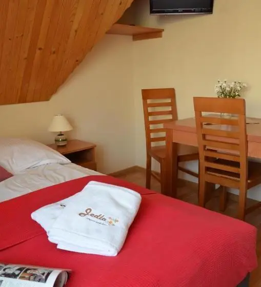 Perhesviitti, Jedla Miejsce Gościnne