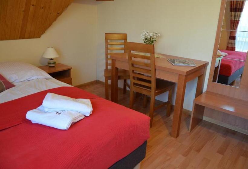 جناح عائلي, Jedla Miejsce Gościnne