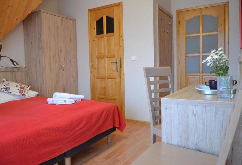 جناح عائلي, Jedla Miejsce Gościnne