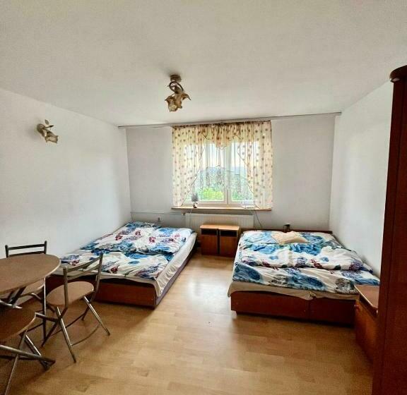 סוויטה משפחתית, Pensjonat Sabina