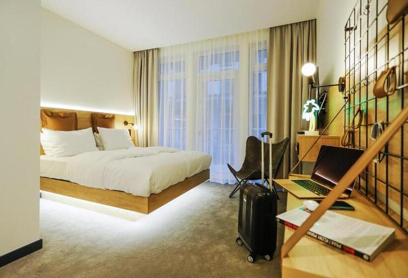 스탠다드 발코니 룸, Poznańska19