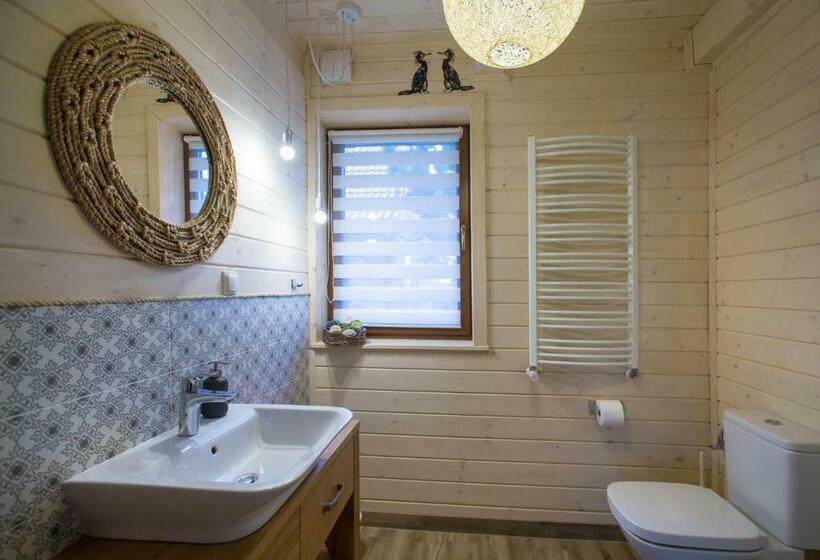 1 Bedroom Apartment Lake View, Sirvis Apartamenty