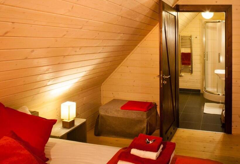 スーペリアールーム, Sirvis Apartamenty