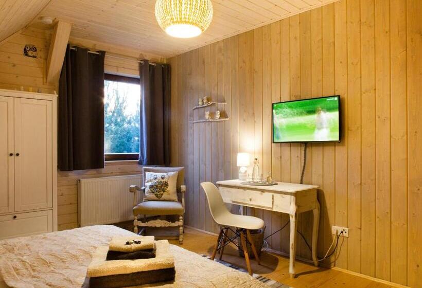 スーペリアールーム, Sirvis Apartamenty