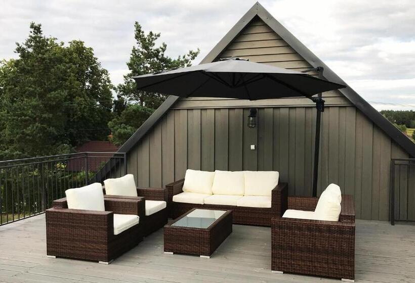 スーペリアールーム, Sirvis Apartamenty