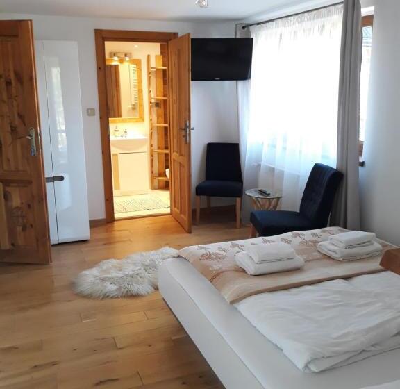 חדר סטנדרט לארבעה, Willa Regina Ii Resort & Spa