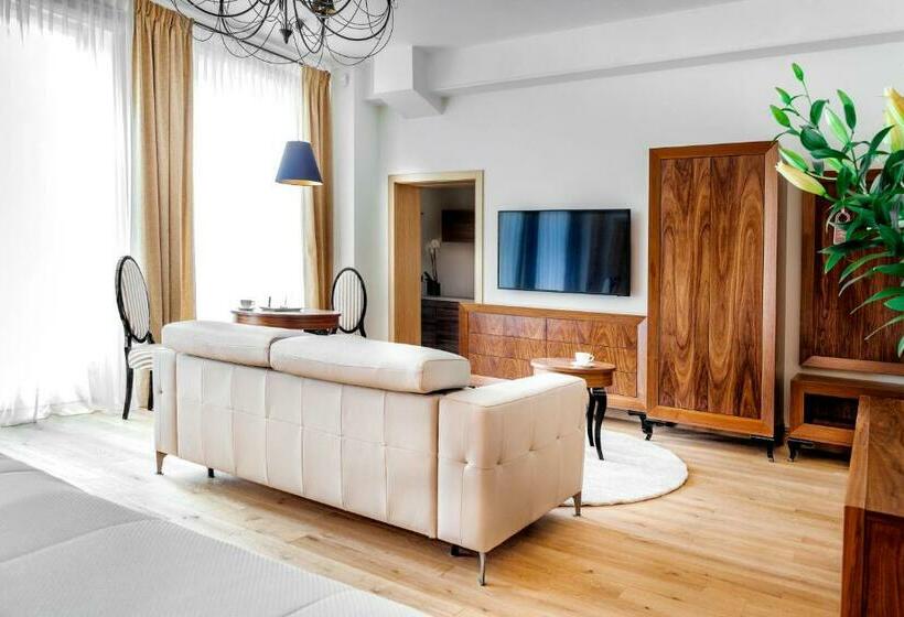 جناح جونيور مطل على الحديقة, Willa Piękny Widok