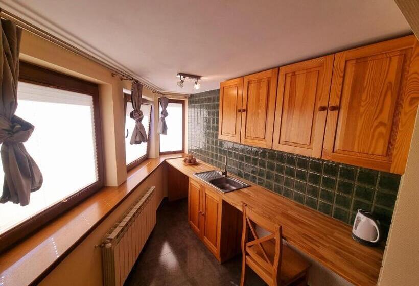 חדר סטנדרט לארבעה, Willa Regina Ii Resort & Spa