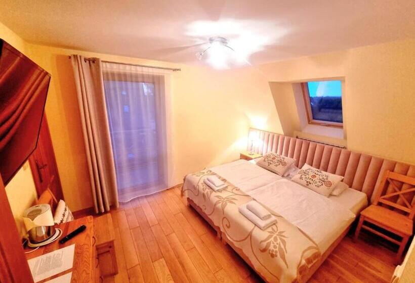 חדר דלוקס עם מרפסת, Willa Regina Ii Resort & Spa