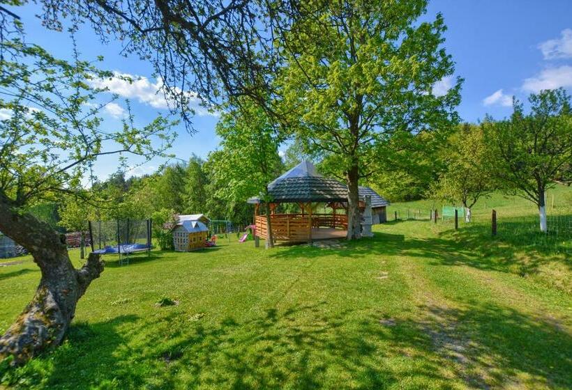 Семейный Номер, Agroturystyka Chata Za Wsią
