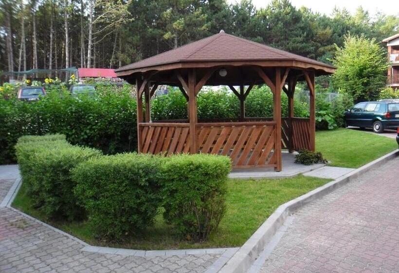 اتاق استاندارد سه نفره, Leśny Dwór