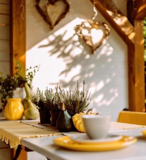 テラス付き１ベッドルームアパートメント, Apartementy   Weranda   Z Ogrodem W Centrum