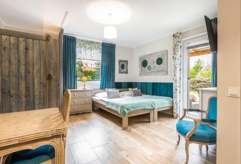 テラス付き１ベッドルームアパートメント, Apartementy   Weranda   Z Ogrodem W Centrum