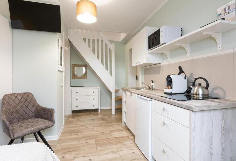 １ベッドルームアパートメント, Apartementy   Weranda   Z Ogrodem W Centrum