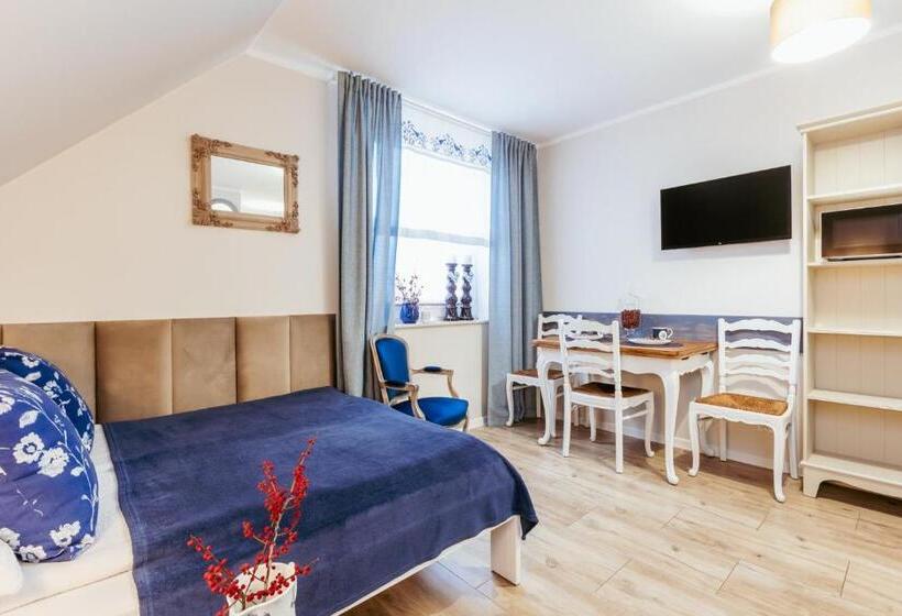 庭の見える１ベッドルームアパートメント, Apartementy   Weranda   Z Ogrodem W Centrum