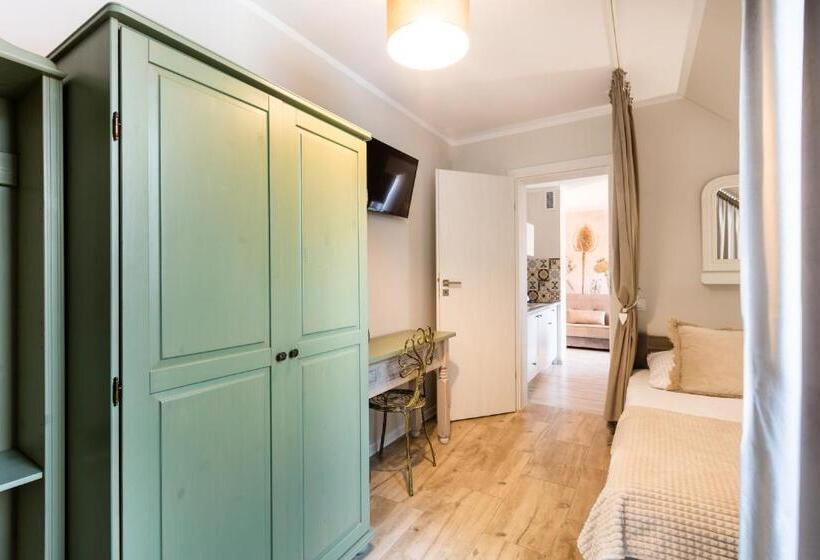 Люкс 2 Спальни, Apartementy   Weranda   Z Ogrodem W Centrum