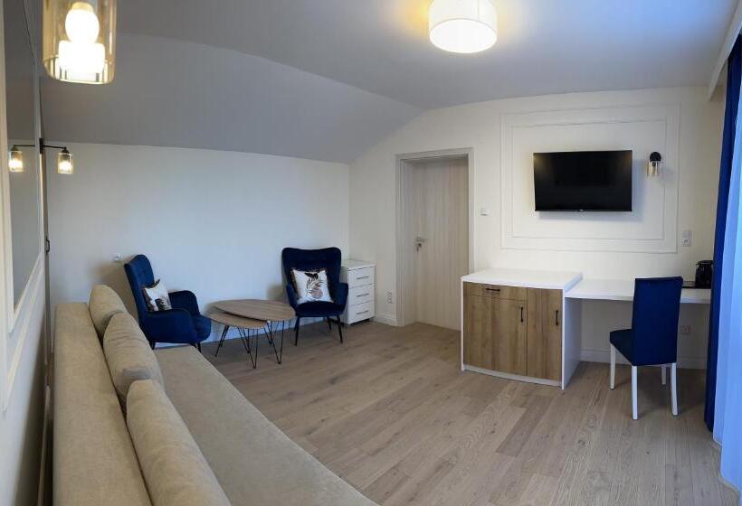 Suite with lake view, Go Mazury