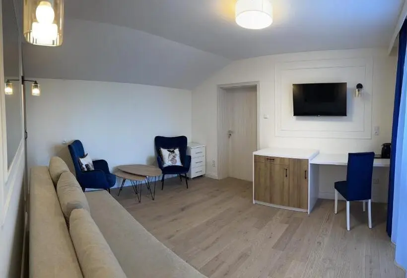 Suite with lake view, Go Mazury