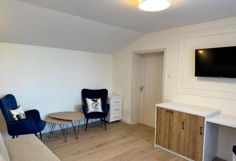 Suite with lake view, Go Mazury