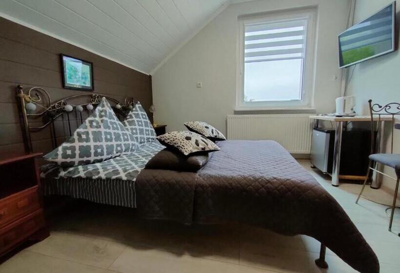 Номер Стандарт, Pokoje Gościnne Cuma