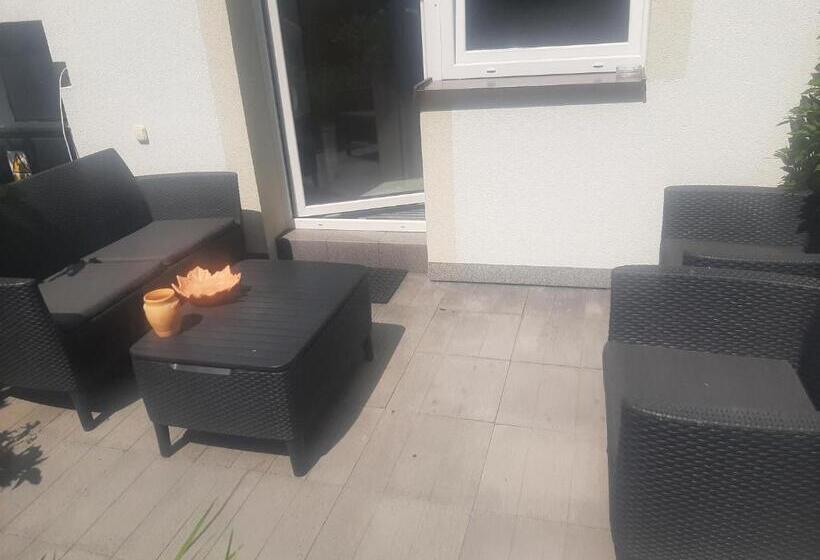 Номер Стандарт Трехместный, Pokoje Gościnne Cuma