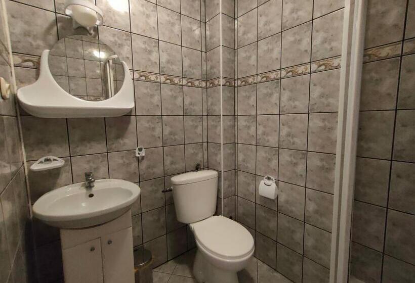 Номер Стандарт Трехместный, Pokoje Gościnne Cuma