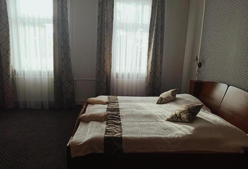 חדר סטנדרט, Pokoje Gościnne Kropka