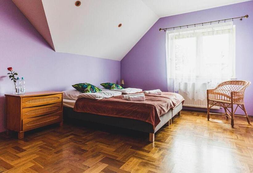 Номер Стандарт, Słoneczna 23