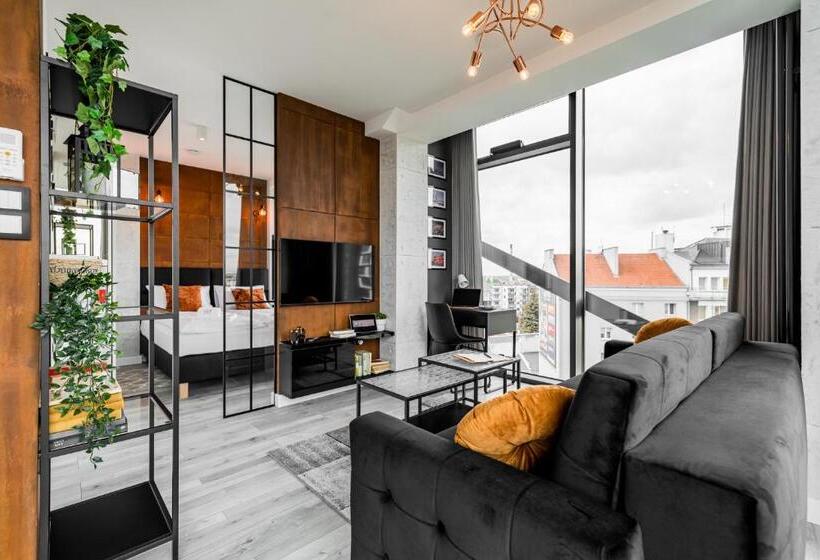 آپارتمان لوکس 1 خوابه, Q18 Apart