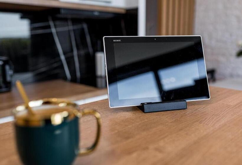 آپارتمان 1 خوابه با تراس, Q18 Apart