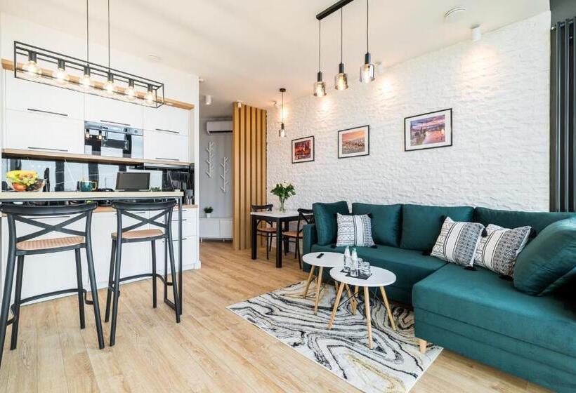 آپارتمان 1 خوابه با تراس, Q18 Apart