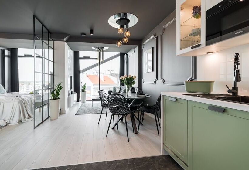 آپارتمان 1 خوابه, Q18 Apart