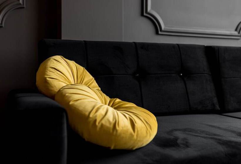 آپارتمان 1 خوابه, Q18 Apart