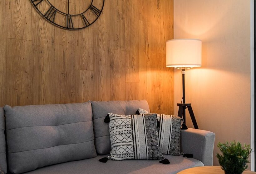 آپارتمان سوپریور 1 خوابه, Q18 Apart