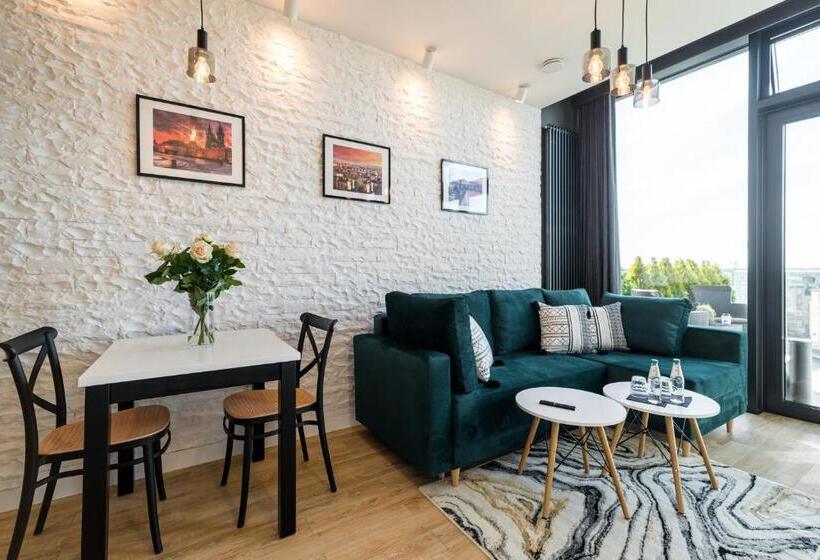 آپارتمان 1 خوابه با تراس, Q18 Apart