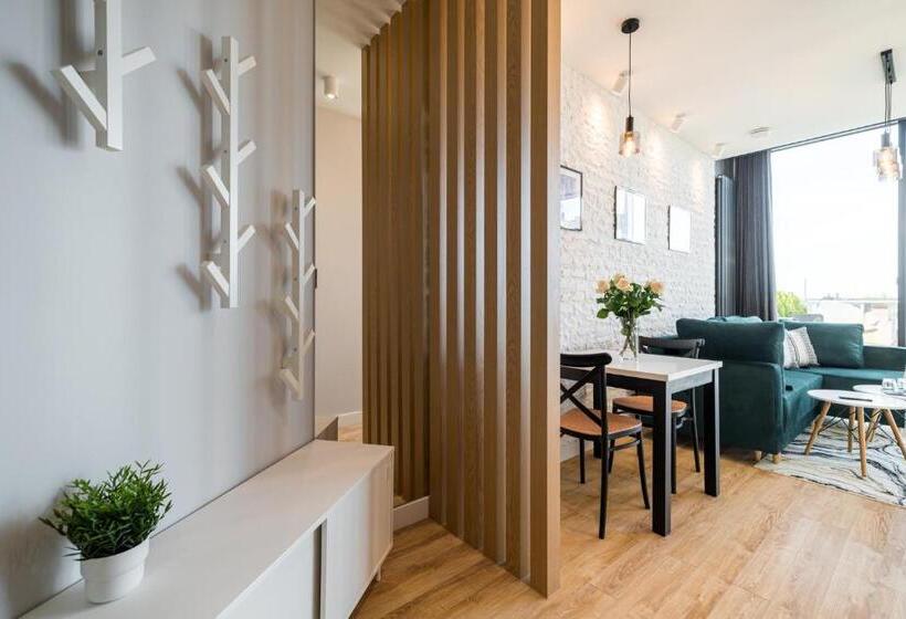 آپارتمان 1 خوابه با تراس, Q18 Apart