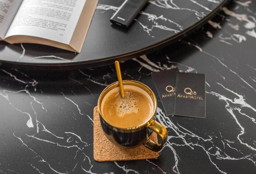 استودیوی لوکس, Q18 Apart