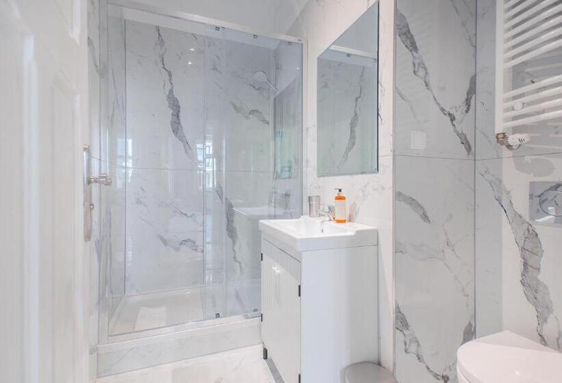 آپارتمان 4 خوابه, Riviera Residence Apartments