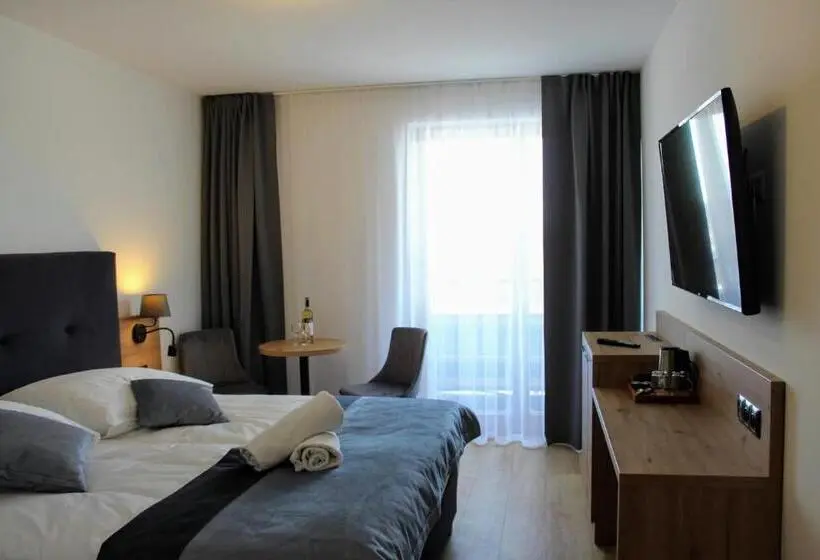 Standard-huone, Askana   Basen, Sauny, Jacuzzi