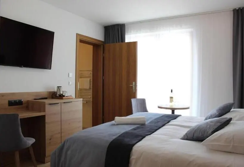 Standard-huone, Askana   Basen, Sauny, Jacuzzi