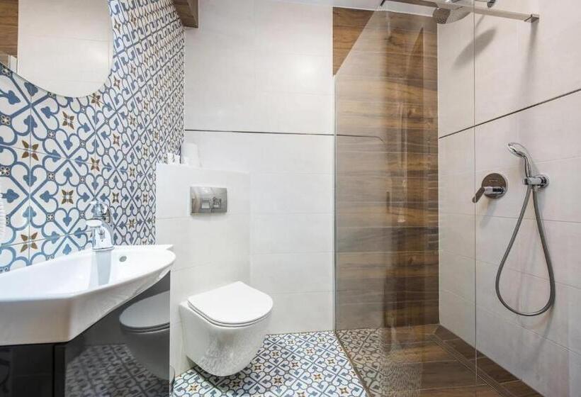 Апартаменты 1 Спальня с Видом, Askana   Basen, Sauny, Jacuzzi