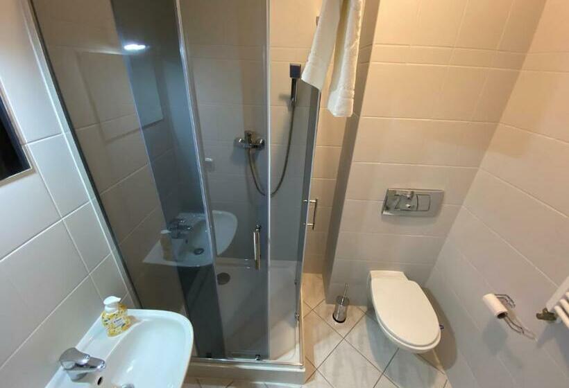 اتاق استاندارد, Dom Brama Mazur