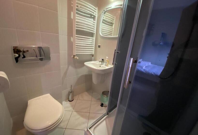 اتاق استاندارد, Dom Brama Mazur