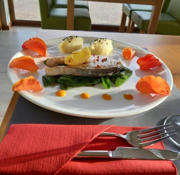 غرفة قياسية مزوَّدة بشُرفة, Dom Grinholc