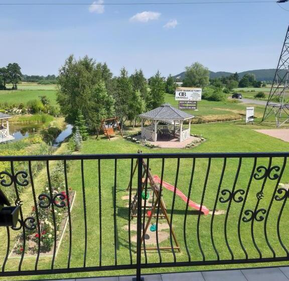 غرفة قياسية, Dom Grinholc