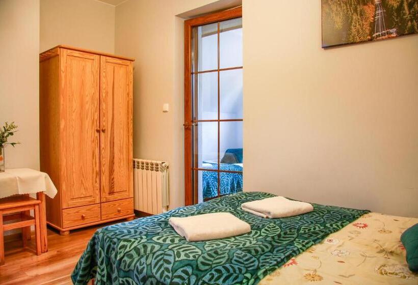 اتاق استاندارد چهار تخته, Dw Pod Jaworami   Relaks W Spa   Jacuzzi, Sauna Na Wyłączność