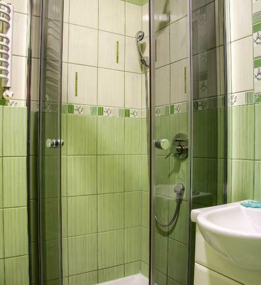 Номер Стандарт с Балконом, Dw Pod Jaworami   Relaks W Spa   Jacuzzi, Sauna Na Wyłączność