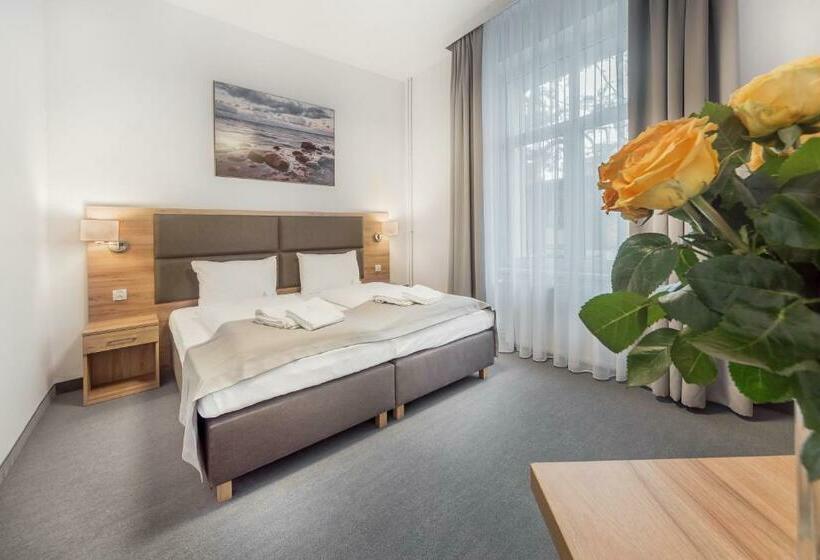 اتاق استاندارد, Harmony House