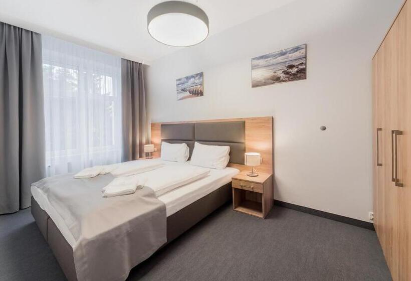 استودیوی استاندارد, Harmony House